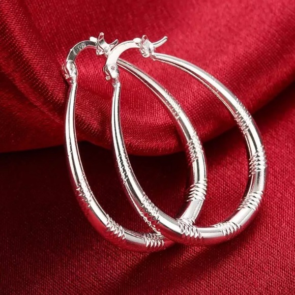 NWOT sterling silver hoop earrings - Picture 3 of 5